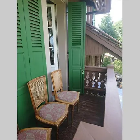 Seeblick Apartment *